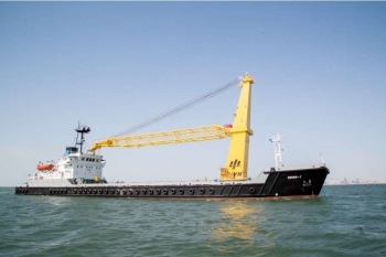 Завершен капитальный ремонт кранового судна «Ширван 2 »