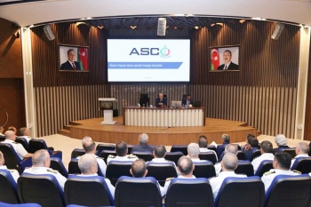 Dəniz Nəqliyyatı Donanmasının gəmilərinin komandir heyəti ilə görüş keçirilib