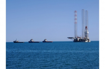 Операция по буксировке буровой установки «Neptun» успешно завершена