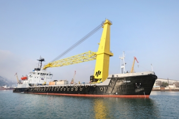 &ldquo;Shirvan&rdquo; crane vessel undergoes major overhaul