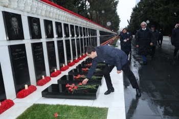 ASCO kollektivi Şəhidlər xiyabanını ziyarət edib